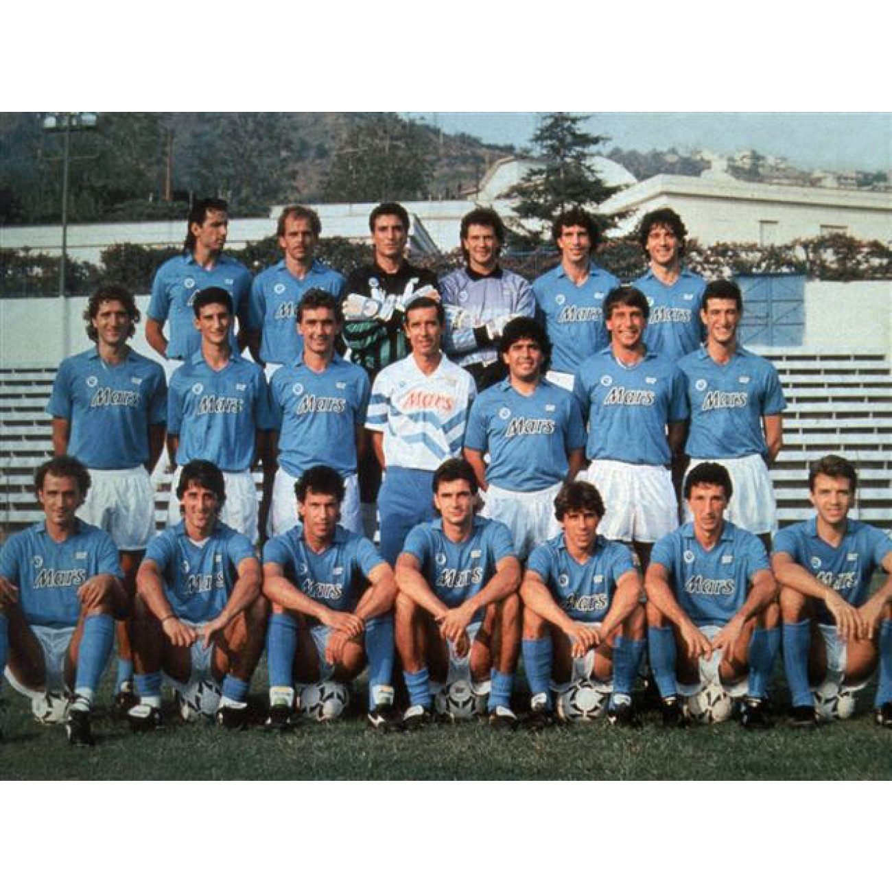 Camisa Napoli Retrôgol 1990 ? A Camisa do Título com Maradona no Comando