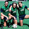 Paul Vaessen, John Devine et John Hawley Maillot Retro Arsenal 1982