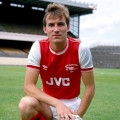 Stewart Robson Maillot Retro Arsenal 1985 Centenaire